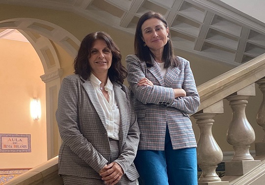 Imagen de la síndica y de la vicesíndica de greuges